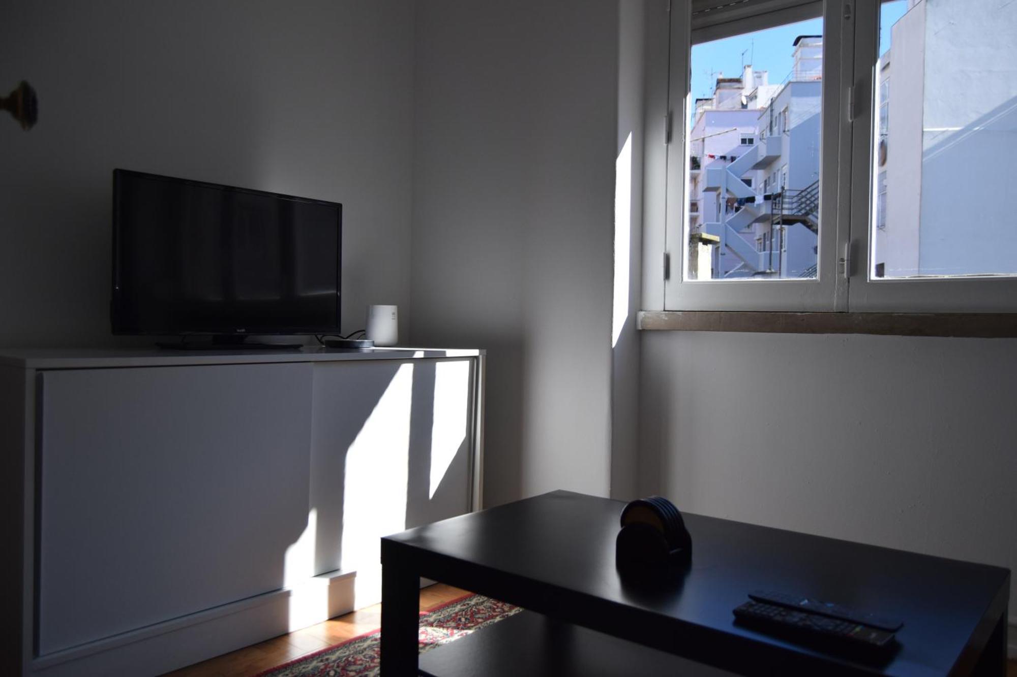 Young Apartment Lisbon Exterior photo